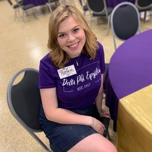 Meet your Posher, Robin